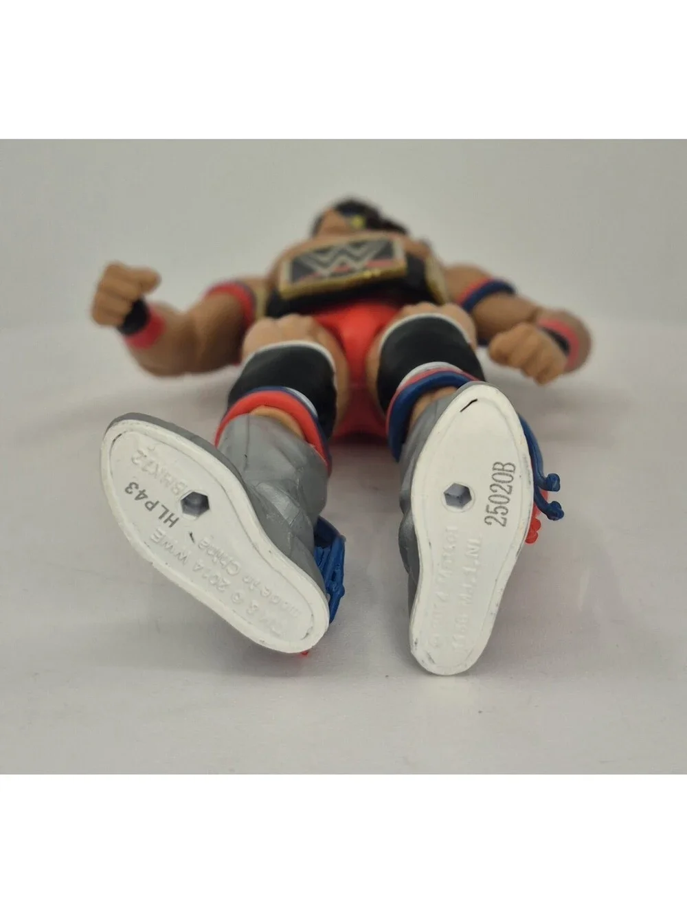 Mattel WWE Elite Legends Series 17 Ultimate Warrior Dingo Wrestling Fig w/Belt